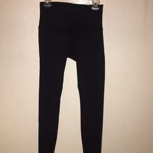 Black lululemon workout pants